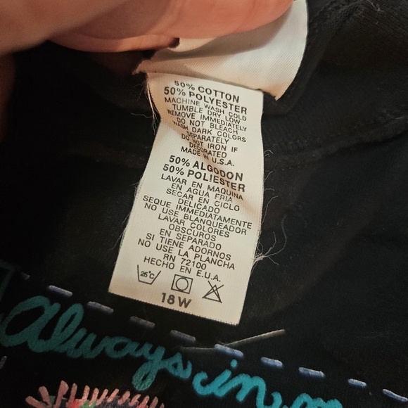 Vintage 90s Extra Elements Black Tee with Vibrant Heart Country  Patterns 18W - Picture 4 of 6